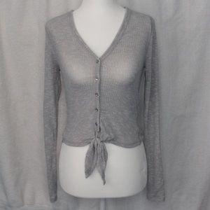 Cropped V-neck button up shirt